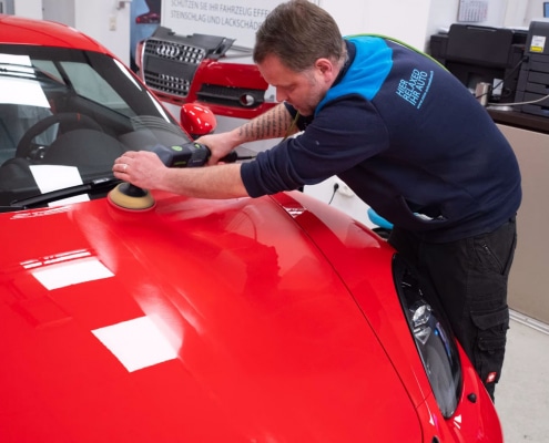 Jobs für Fahrzeugpfleger: Lackpolitur!